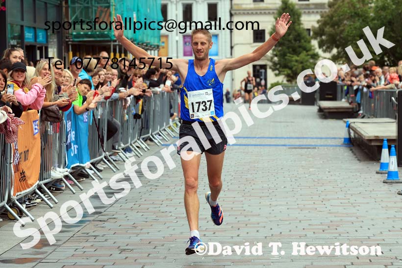 Darlington 10k, 2024 Darlington 10k and Junior 3k Road Race.  Photo: David T. Hewitson/Sports for All Pics